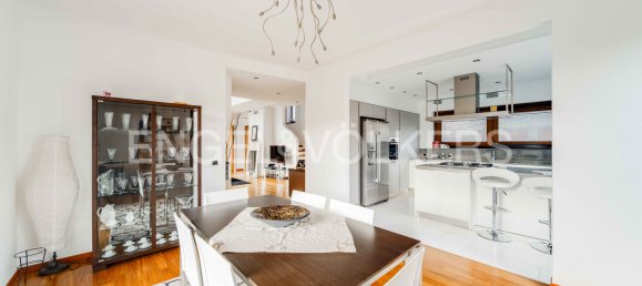 Villa de 3 dormitorios en Cugliate-Fabiasco, Italy No. 130989 11