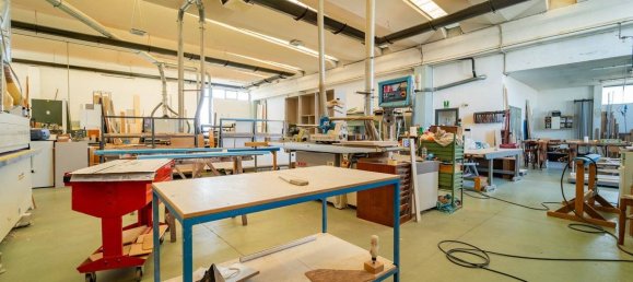 Lagerhaus in Cuneo, Italy 593m², Nr. 174530 2