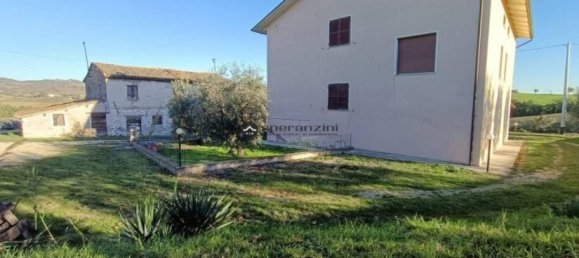 4 Schlafzimmer Villa in Isola del Piano, Italy, Nr. 156236 3