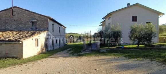 4 Schlafzimmer Villa in Isola del Piano, Italy, Nr. 156236 2