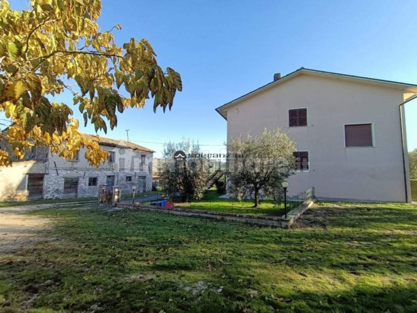 4 Schlafzimmer Villa in Isola del Piano, Italy, Nr. 156236