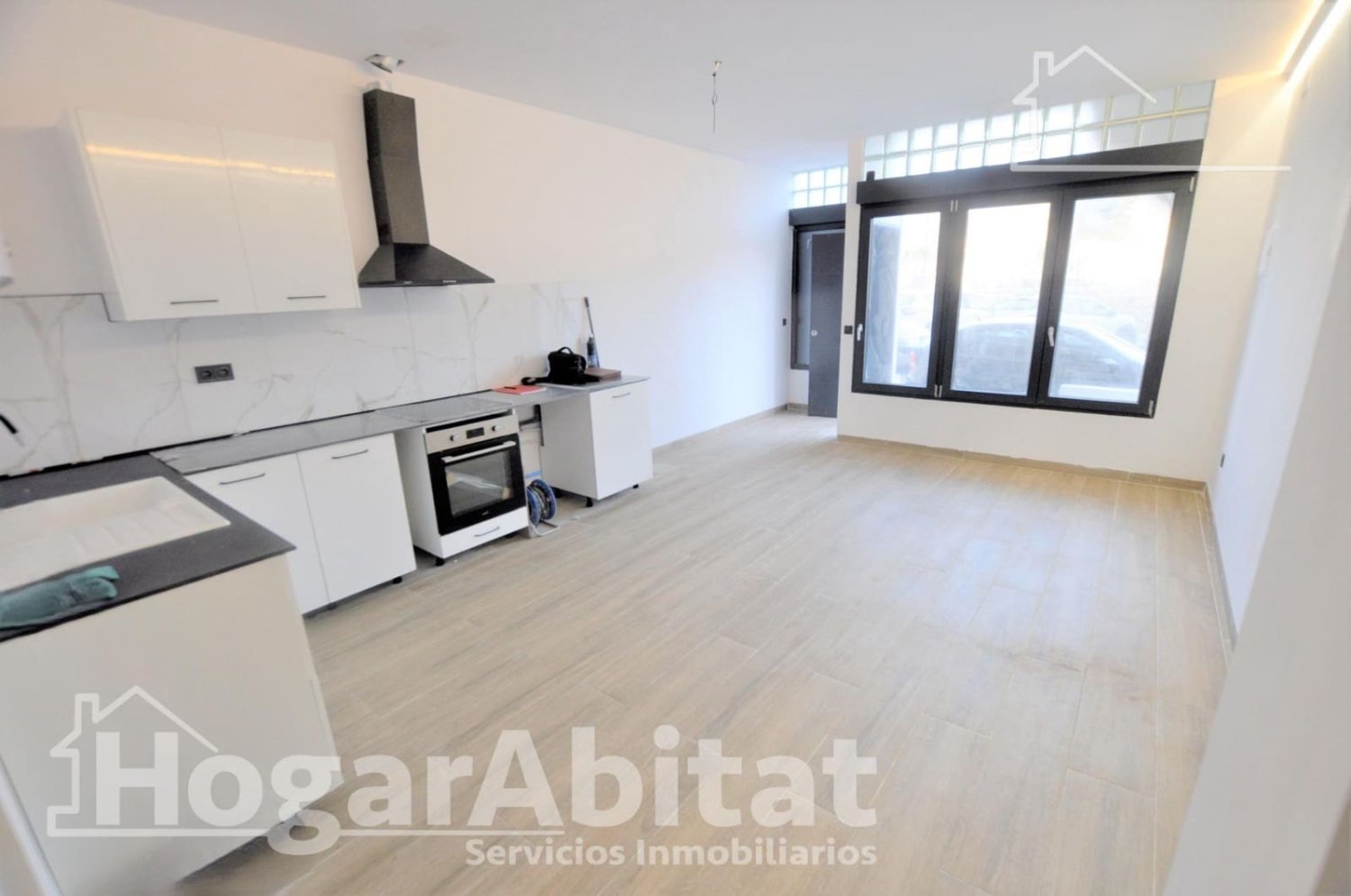 Квартира с 1 спальней в Сагунто, Испания № 177236