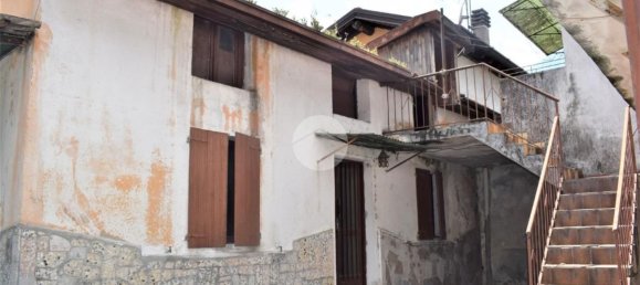 4 rooms House in Esine, Italy No. 314791 4