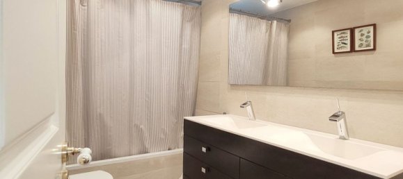 3 bedrooms Apartment in Oviedo, Spain No. 169945 20