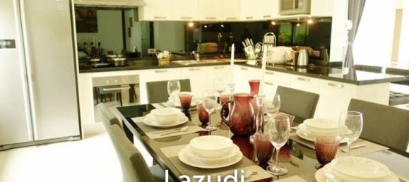 4 bedrooms Villa in Pattaya, Thailand No. 14317 6