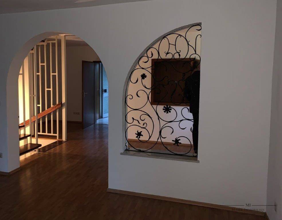 5 rooms Townhouse in Furth, Germany No. 47300