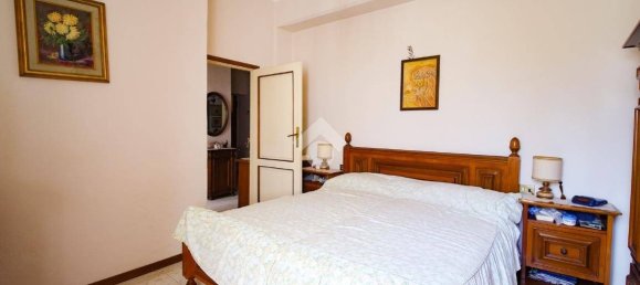 2 Schlafzimmer Wohnung in Livorno, Italy, Nr. 286033 16