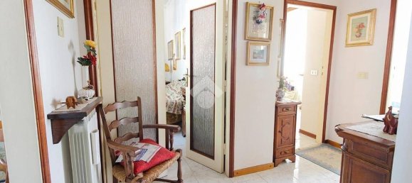 2 Schlafzimmer Wohnung in Livorno, Italy, Nr. 286033 3