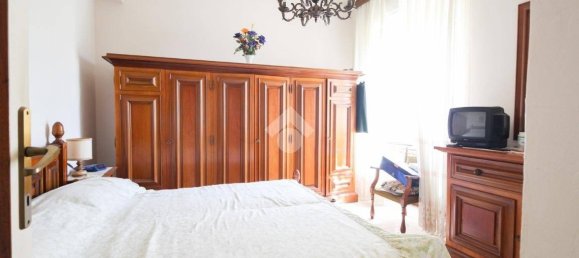 2 Schlafzimmer Wohnung in Livorno, Italy, Nr. 286033 14