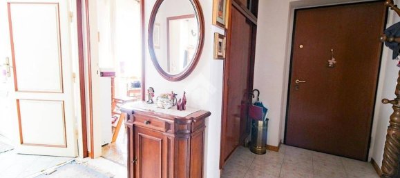 2 Schlafzimmer Wohnung in Livorno, Italy, Nr. 286033 2