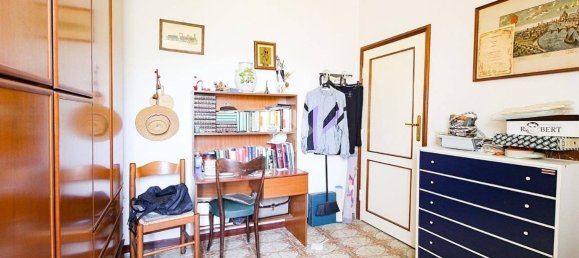 2 Schlafzimmer Wohnung in Livorno, Italy, Nr. 286033 19