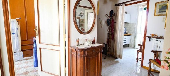 2 Schlafzimmer Wohnung in Livorno, Italy, Nr. 286033 4