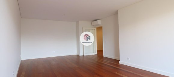 3 bedrooms Apartment in Matosinhos, Portugal No. 161692 5