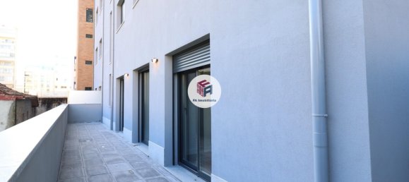 3 bedrooms Apartment in Matosinhos, Portugal No. 161692 2