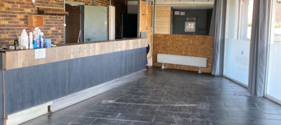 4 Schlafzimmer Gebäude in Labeuvriere, France, Nr. 263057 4