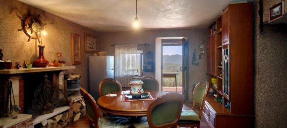 5 bedrooms Villa in Alvito, Italy No. 67249 23