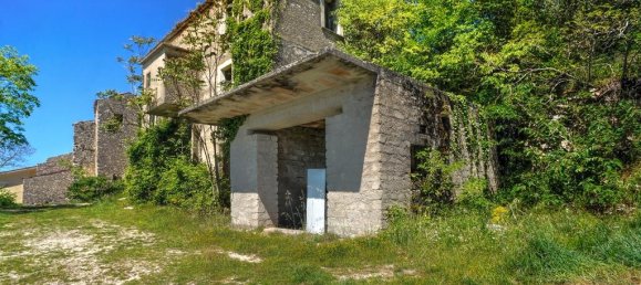 5 bedrooms Villa in Alvito, Italy No. 67249 7