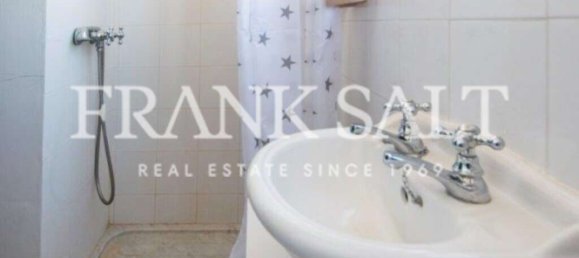 3 bedrooms Townhouse in Birgu, Malta No. 8421 10