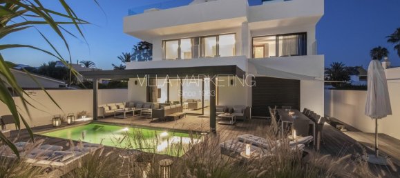 6 Schlafzimmer Villa in Marbella, Spain, Nr. 93699 23