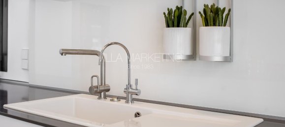 6 Schlafzimmer Villa in Marbella, Spain, Nr. 93699 30