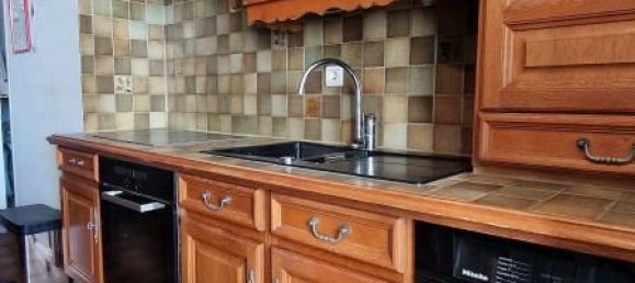 3 bedrooms Apartment in Neuilly-sur-Marne, France No. 177163 4