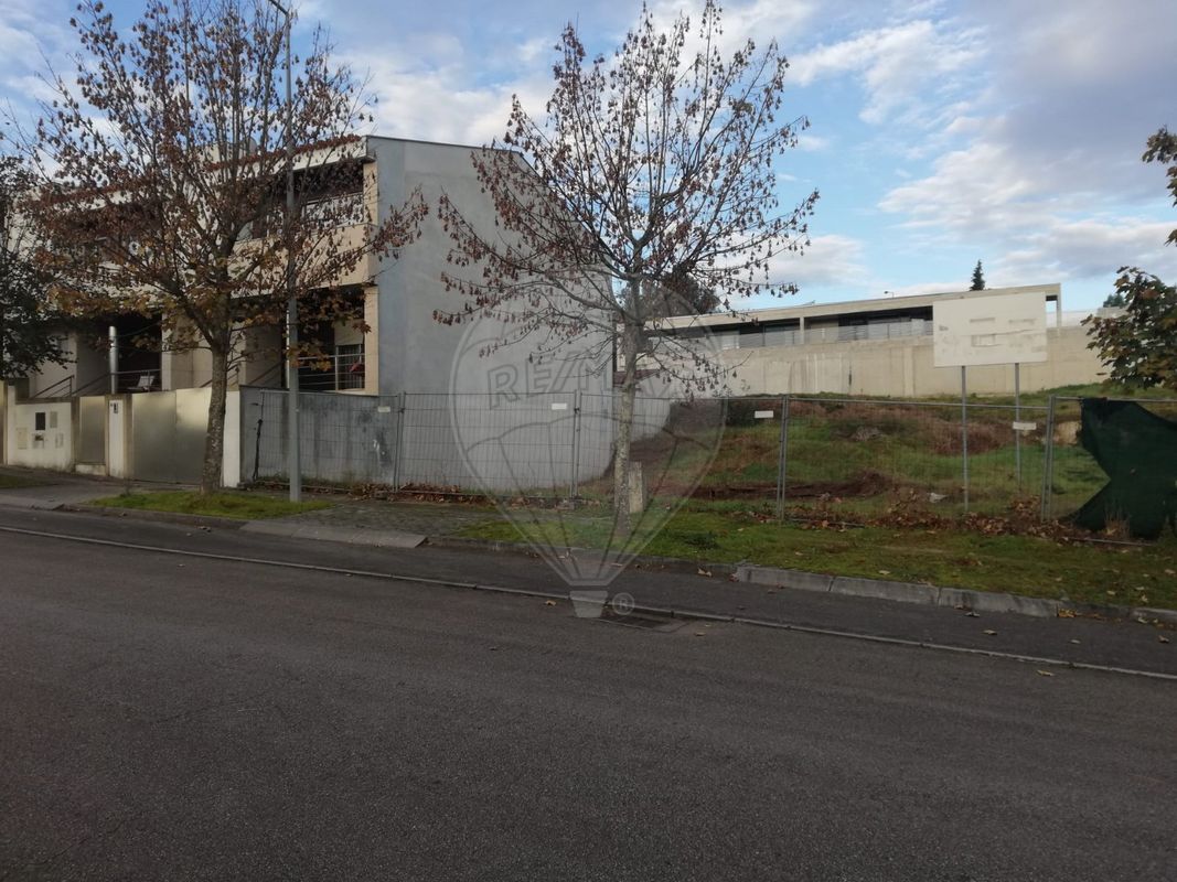 Terreno en Braga, Portugal 171 m² No. 33309