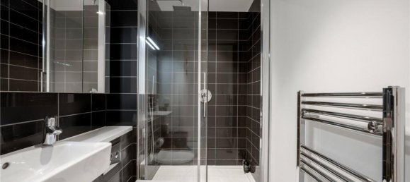 2 bedrooms Apartment in London, United Kingdom No. 7845 6