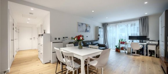 2 bedrooms Apartment in London, United Kingdom No. 7845 4