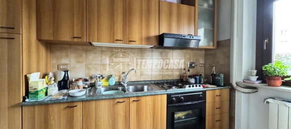 Квартира с 4 комнатами в Биелла, Италия № 132922 19