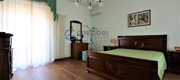 9 rooms House in Nereto, Italy No. 163900 27