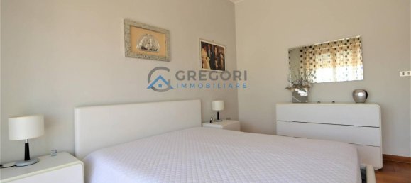 9 rooms House in Nereto, Italy No. 163900 34