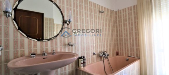 9 rooms House in Nereto, Italy No. 163900 31