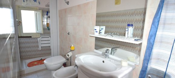 16 bedrooms House in Cuglieri, Italy No. 348439 3