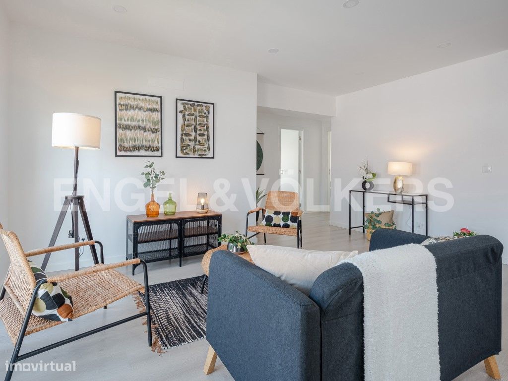 3 bedrooms Apartment in Lisbon, Portugal No. 335986