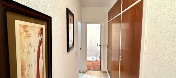 Apartamento de 3 dormitorios en Málaga, Spain No. 181036 20