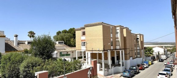 Apartamento de 3 dormitorios en Málaga, Spain No. 181036 17