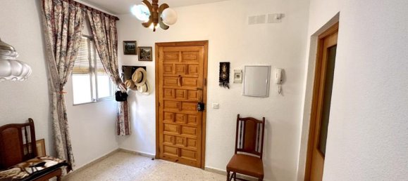 Apartamento de 3 dormitorios en Málaga, Spain No. 181036 3