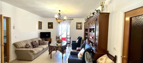 Apartamento de 3 dormitorios en Málaga, Spain No. 181036 11