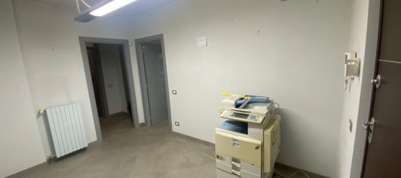 3 rooms Apartment in Alba, Italy No. 157210 4