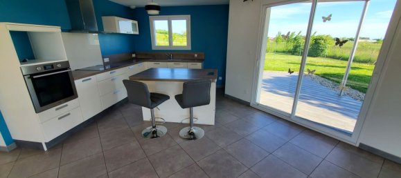 Villa de 3 dormitorios en Virazeil, France No. 305490 3