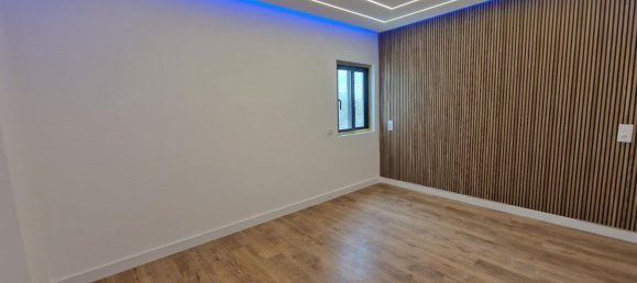 Квартира с 2 спальнями в Картейра, Португалия № 97563 12