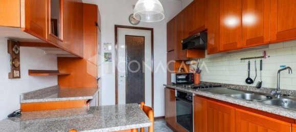2 bedrooms Apartment in Milan, Italy No. 314152 10