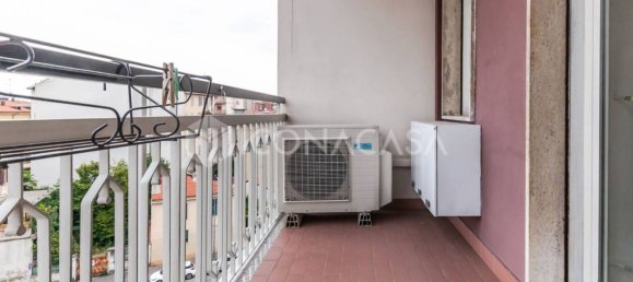 2 bedrooms Apartment in Milan, Italy No. 314152 13