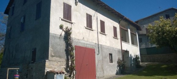 5 rooms House in Castelnovo ne' Monti, Italy No. 168134 19
