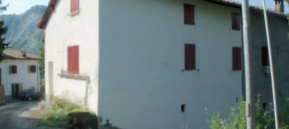 5 rooms House in Castelnovo ne' Monti, Italy No. 168134 13