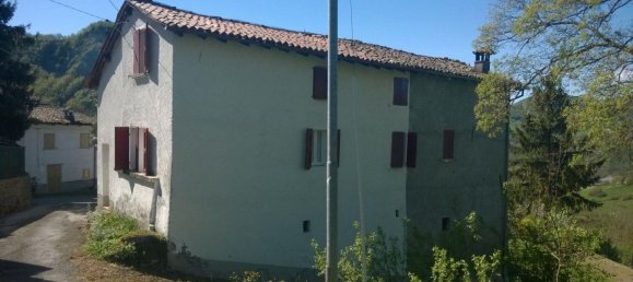 5 rooms House in Castelnovo ne' Monti, Italy No. 168134 21