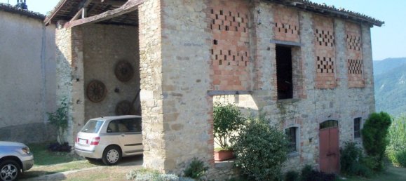 5 rooms House in Castelnovo ne' Monti, Italy No. 168134 11