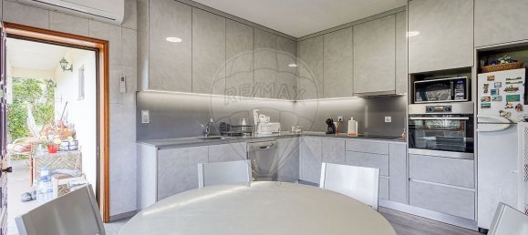 4 bedrooms House in Gondomar, Portugal No. 10396 16