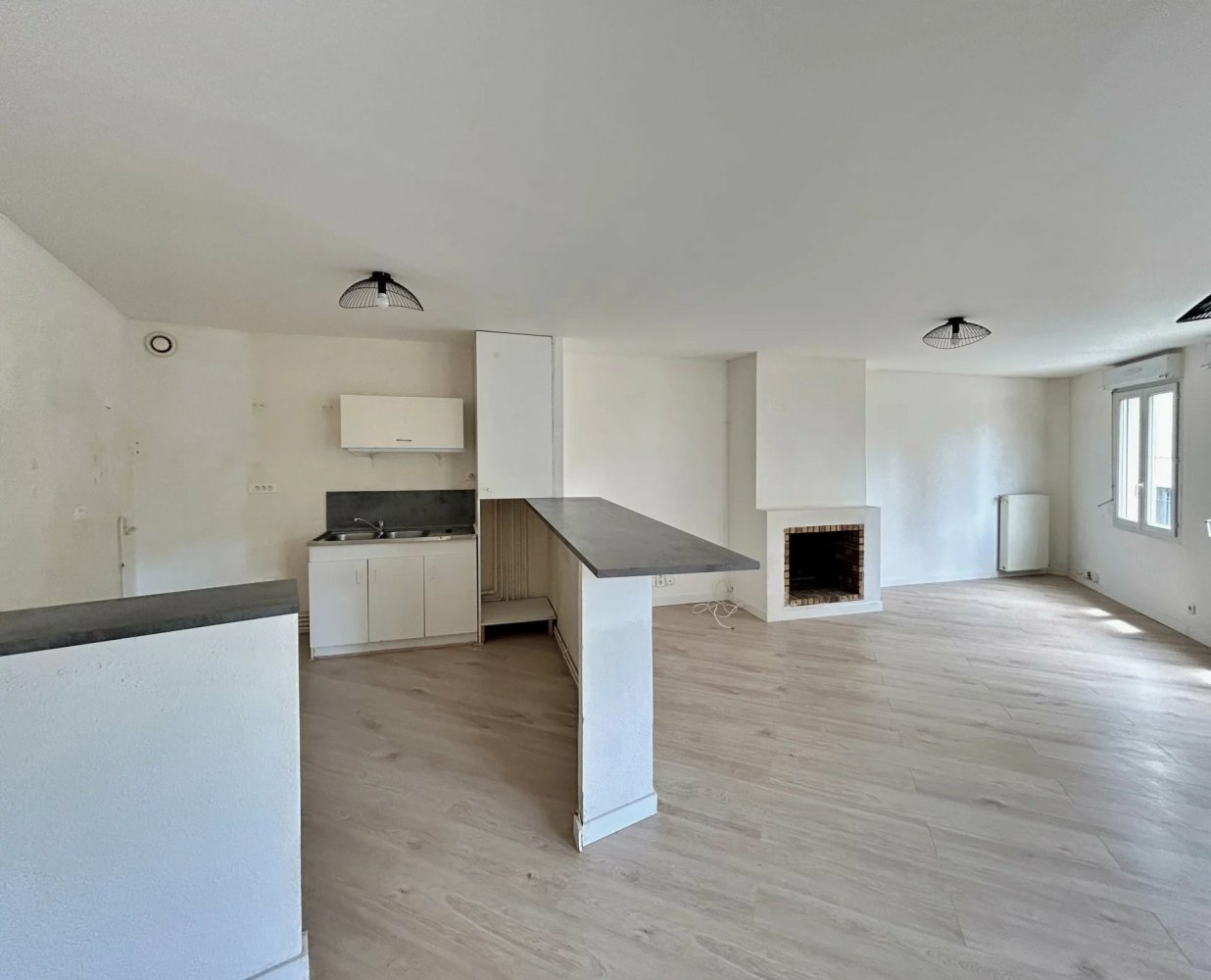 2 bedrooms House in Bordeaux, France No. 278755