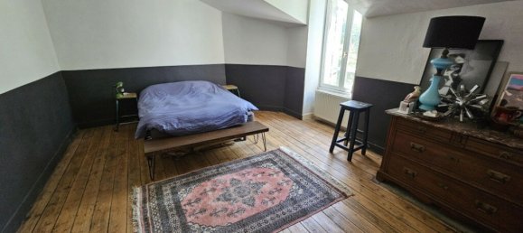 2 bedrooms House in Ruffec, France No. 282322 2